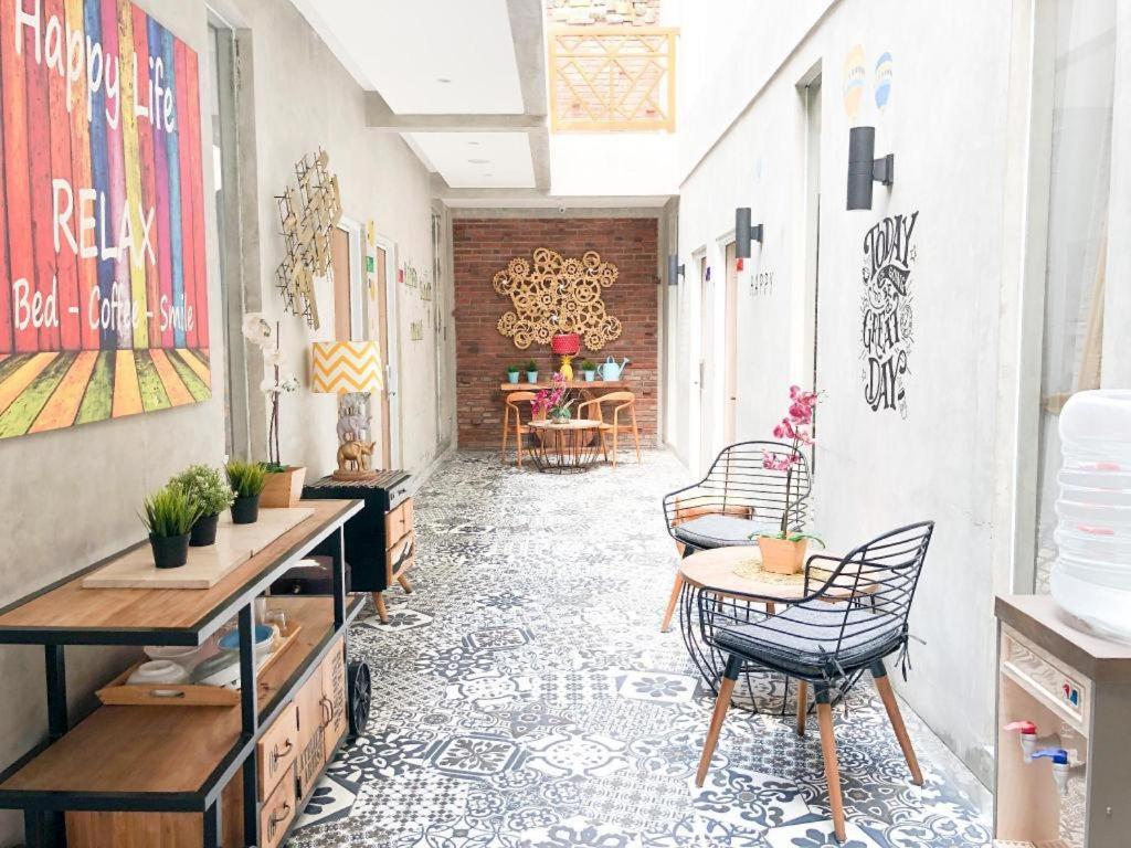 Hotel Collection O 31 The Batik Bed And Coffee Bandung Exterior foto