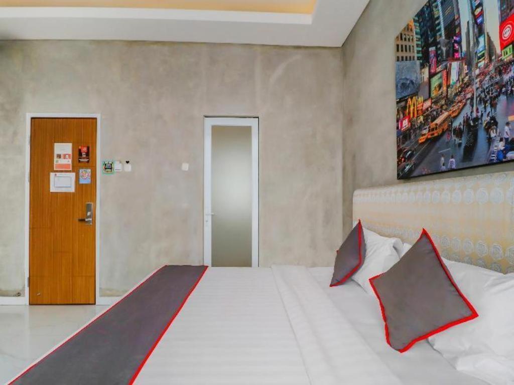Hotel Collection O 31 The Batik Bed And Coffee Bandung Exterior foto
